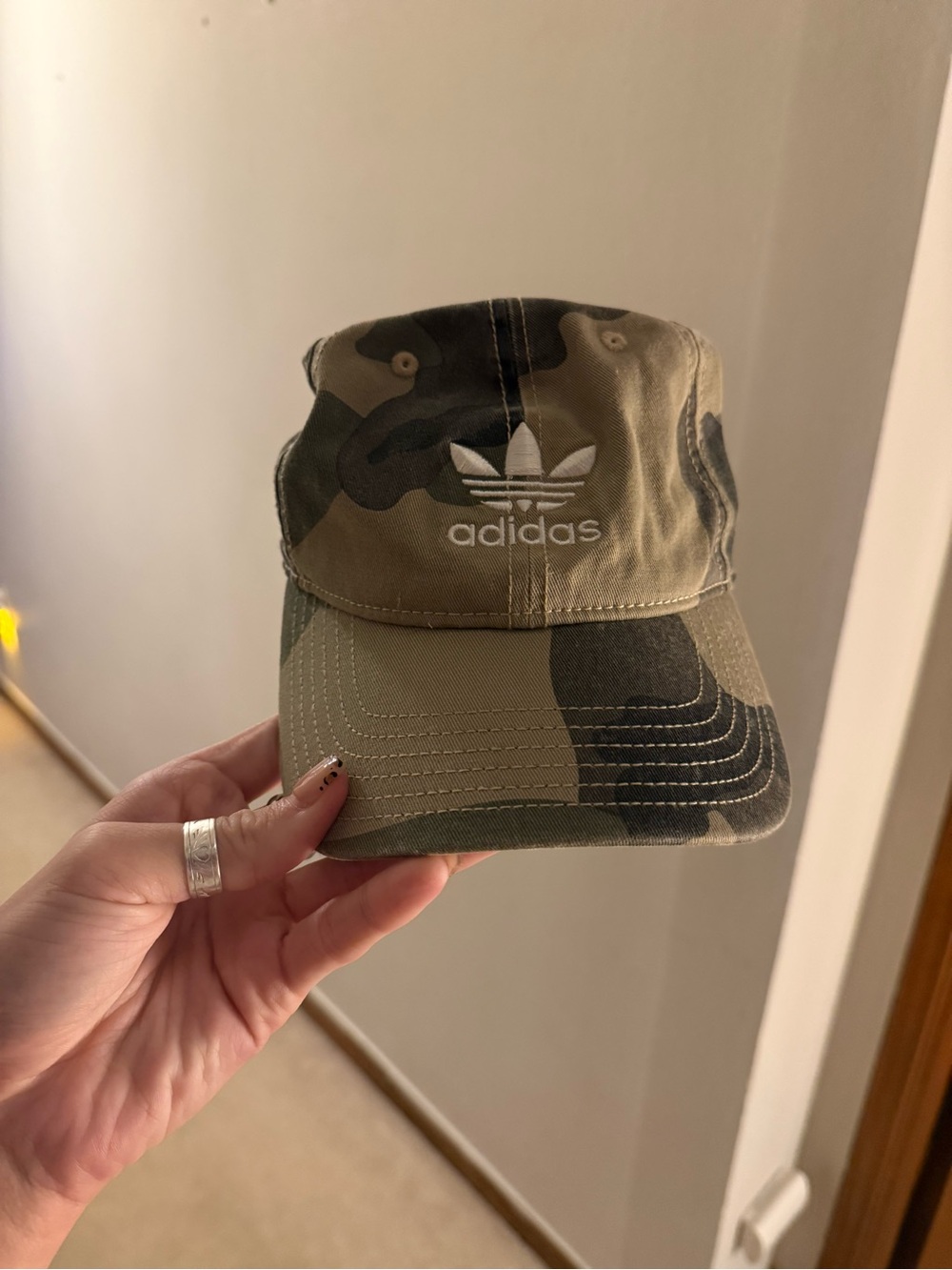 adidas Kids Camo Cap in Olive/Tan